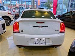 كرايسلر 300